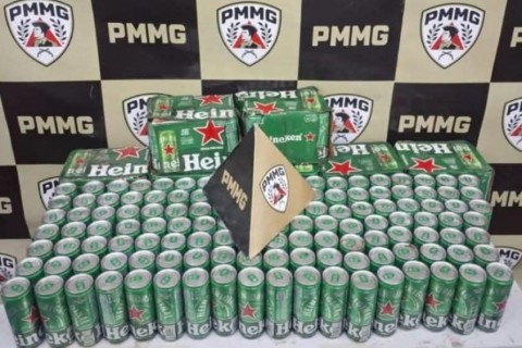 PM PRENDE EM PASSOS | homem e recupera carga de cerveja saqueada na MG 050: